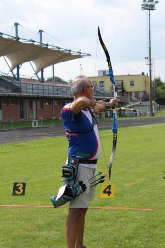 N2404073 237