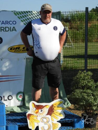 R2504079 181